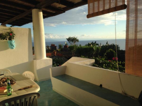Villa alle Eolie nello splendido Villaggio Lentia Vulcano Piano